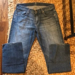 Seven Jeans. Light wash. Size 34. Austyn fit
